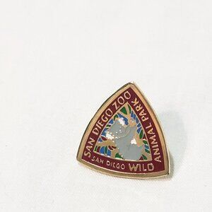 Koala San Diego Wild Animal Park Souvenir Lapel Hat Pin 3/4" Red Gray Gold tone